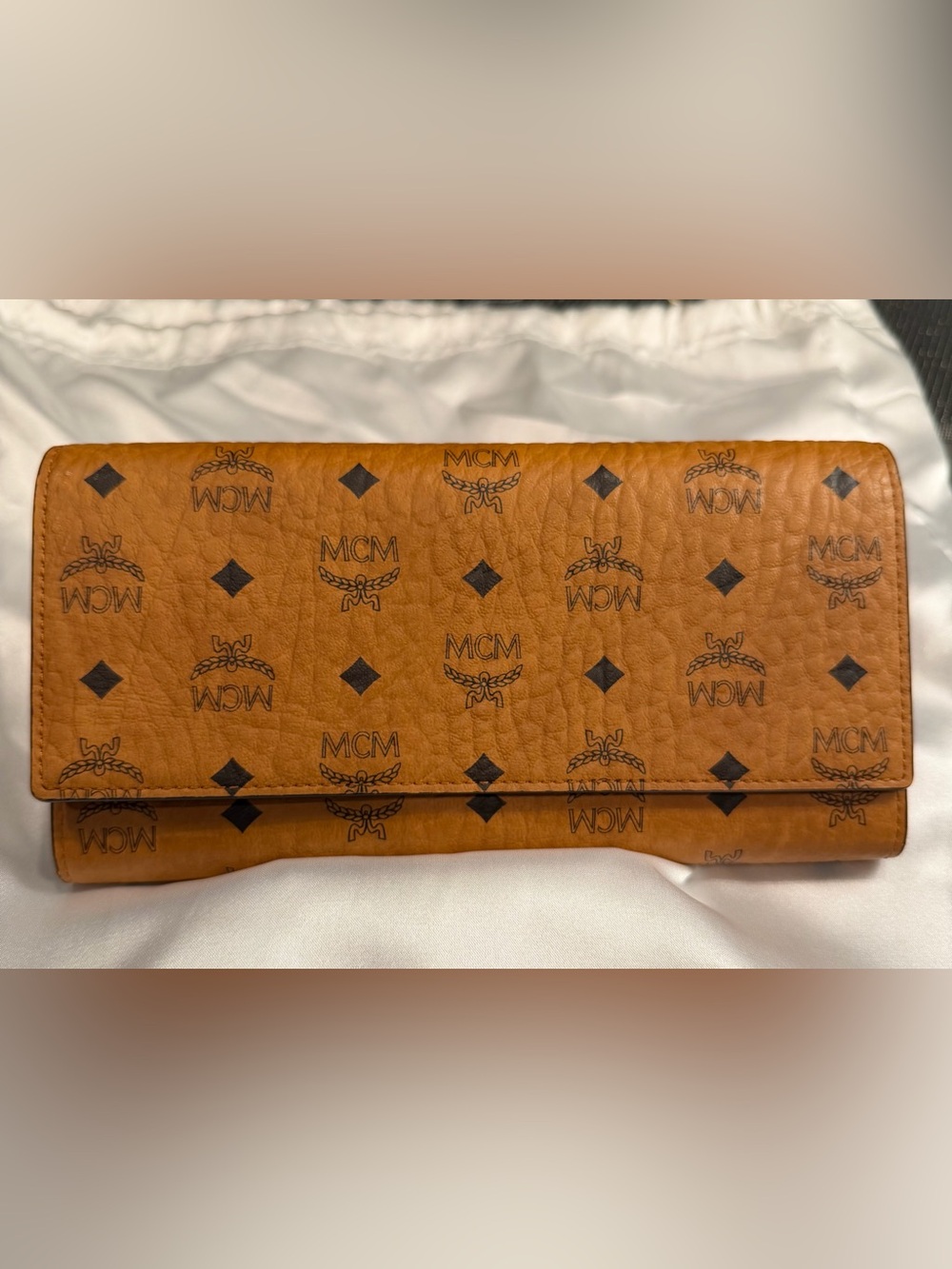 MCM Large Trifold Wallet in Visetos Cognac